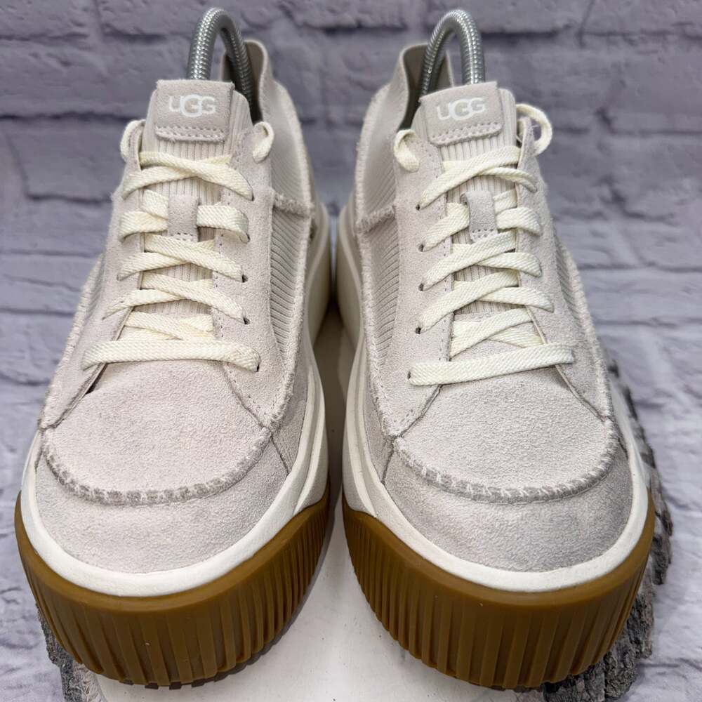 UGG EZ Duzzit Lace Up Suede Shoes Women’s Size 7 Cream Platform Boho Sneakers